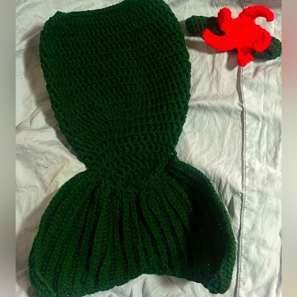 Handmade Crochet Newborn Prop Mermaid Tail Blanket and Starfish Headband - Picture 1 of 13